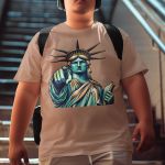 Camiseta Básica Masculina Estátua Da Liberdade New York 100% Algodão Premium - Caqui