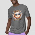 Camiseta Básica Masculina Sol Engraçado Trocadilho 100% Algodão Premium - Chumbo