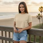 Camiseta Cropped Feminina Algodão Premium Conforto e Estilo Moderno - Caqui