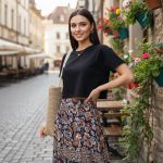 Camiseta Cropped Feminina Algodão Premium Conforto e Estilo Moderno - Preto