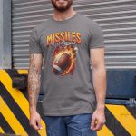 Camiseta Básica Masculina Bola Futebol Americano 100% Algodão Premium - Chumbo