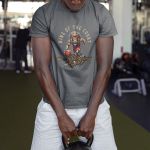Camiseta Básica Masculina Leão King Of The Court 100% Algodão Premium - Chumbo