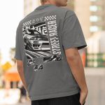 Camiseta Básica Masculina Carro De Corrida De Rua Frente E Costas 100% Algodão Premium - Chumbo