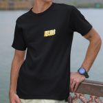 Camiseta Básica Masculina Carpa Escrito Japonês Frente e Costas 100% Algodão Premium - Preto