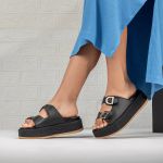 Sandália Plataforma Feminina Aura Com Fivelas Ajustáveis 910-GG - Preto