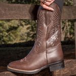 Bota Texana Feminina Dallas Café com Lêiser Bronze 