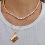 Colar Relicário Carta Personalizado Folheado em Ouro 18k