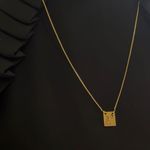 Colar Escapulário Personalizado P Folheado em Ouro 18k