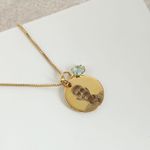 Colar Medalha M Personalizada Folheado em Ouro 18k