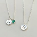 Kit 8 - 2 Colares Medalha P Personalizadas Folheado em Prata 925