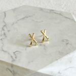 Brinco X Folheado em Ouro 18k