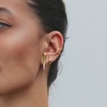 Brinco Ear Hook Ponta Folheado em Ouro 18k