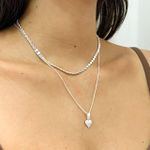 Colar com Pingente de Coração Cravejado Folheado em Prata 925