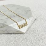 Colar Love Cravejado Folheado em Ouro 18k