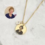 Colar Medalha M Personalizada Folheado em Ouro 18k