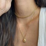 Colar Relicário Personalizado Folheado em Ouro 18k
