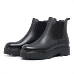 Coturno Bota Feminina Em Couro Com Preto Tratorado Chelsea Copia