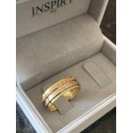 Par de Alianças Casamento Modelo Trabalhado Tricolor Ouro 18k/750 7.30mm Reta Polida Anatômica Com Pedras - 10146