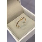 Anel Solitário Em Ouro 18k/750 0.80mm De Largura Polido Reto Com 1 Pedra De 2.5 mm 