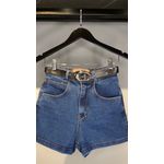 SHORT JEANS COM CINTO FIVELA 