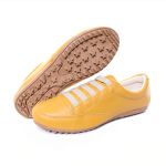 Sapatênis Feminino em Couro Legítimo de Elástico Cor Amarelo Mod.101 