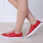 Sapatênis Feminino Casual Rasteiro em Couro de Ajuste Elástico e Zíper Lateral Muito Leve e Confortável