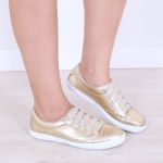 Sapatênis Feminino Casual Rasteiro em Couro de Ajuste Elástico Leve e Confortável