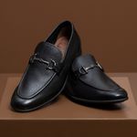 Mocassim Mantova Preto Solado de Borracha