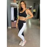Top Gabi Preto