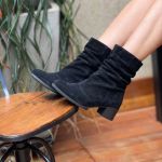 Bota Feminina Slouch Camurça Cano Médio Salto Bloco
