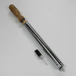 Bomba de Ar de Aluminio com Bico e Cabo de Madeira para Encher Bolas de Futebol Volei e Basquete Manualmente