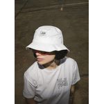 Camiseta Feminina One Piece Branca – Edição Especial Luffy Gear 5 Sun God Nika