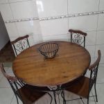 Conjunto 1 Mesa 120cm + 4 Cadeiras de Jantar Arabesco 