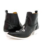 Botina Country Masculina Bico Fino Couro Bovino Legítimo Floater Preto Com Cruz Vazada Solado Branco