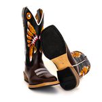 Bota Texana Masculina Couro Legítimo Mustang Café e Látego Preto Bordado Cocar Salto Carrapeta