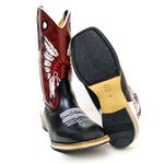 Bota Texana Carrapeta Couro Legítimo Fóssil Vinho/ Látego Branco e Preto Bordado Cocar