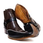 Botina Country Masculina Bico Fino Couro Bovino Legítimo Anaconda Nescau e Floater Preto com Estrivo 