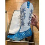Bota Exótica Texana Feminina Country Couro Legítimo Original Jacaré Azul Turquesa e Floater Branco Bordado Real