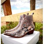 Botina Country Masculina Bico Fino Couro Bovino Legítimo Anaconda Natural Pintada 