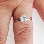 Anel Solitário Gyn Aro Duplo