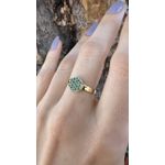 Anel em Ouro 18K com Esmeraldas Naturais Cravejadas – Elegância e Brilho Único