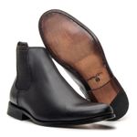 Bota Chelsea com Solado em Couro Nobre - Preta