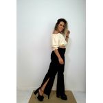 Calça Wide Leg com Fenda - Preta