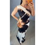 Vestido Justo Fluity Uma Manga Só – Estampa Preto Areia | Fundo Off White