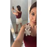 BLUSA MARSALA COM APLICAÇÃO DE FLOR