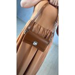 BOLSA BAGUETE CARAMELO