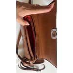 BOLSA BAGUETE CARAMELO