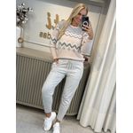 Blusa Losangos De Tricô Cinza Com Rosa