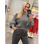 Blusa Biamar Com Gola V e Toque de Fio Pluma Cinza 02/05