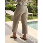 Calça Biamar Pantacourt Em Sarja Com Bolsos Laterais Bege 1001